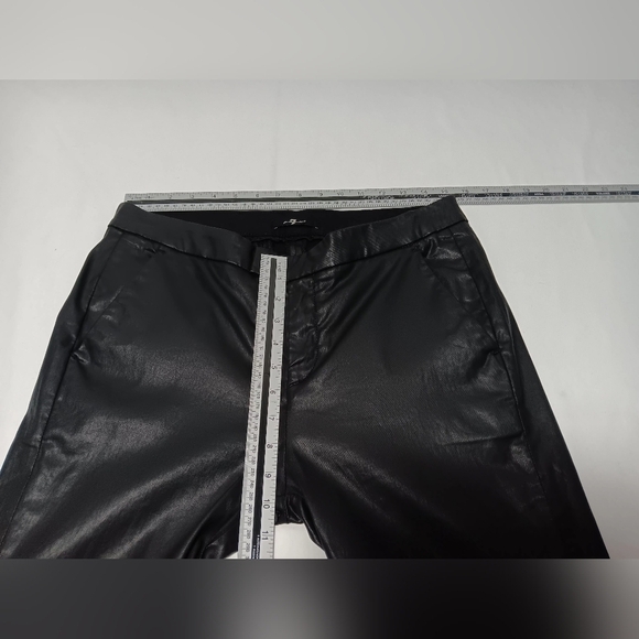 7 for All Mankind Ladies flat front, Lyocell /cotton straight leg pants. Size 29 - Picture 3 of 7